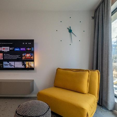 סופיה Emirates Lux Apartment And Parking מראה חיצוני תמונה