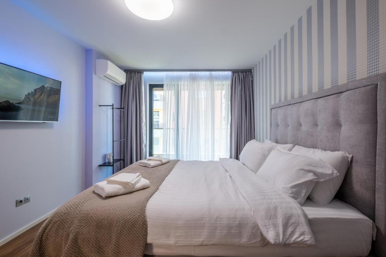 סופיה Emirates Lux Apartment And Parking מראה חיצוני תמונה