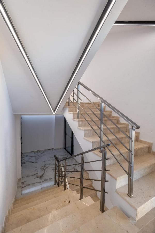 סופיה Emirates Lux Apartment And Parking מראה חיצוני תמונה